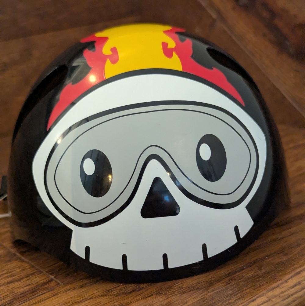 Build a Bear High Top Converse Type shoes, Shorts and Biker Skull helmet - Picture 5 of 15